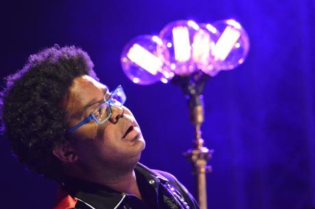 Ara Malikian emociona en su regreso a Ponferrada demostrando una vez más su virtuosismo con el violín