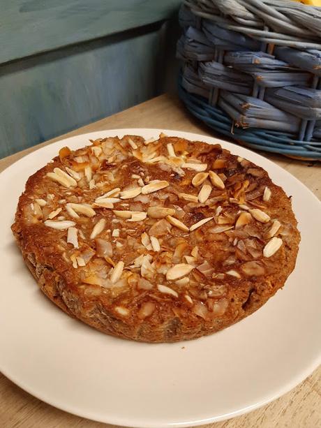 TARTA DE MANZANA, COCO Y ALMENDRA TARTA DE MANZANA, COCO Y ALMENDRA