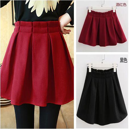 Falda Plisada Roja Outfit