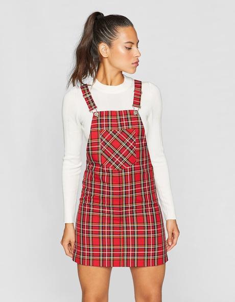 Falda Plisada Roja Stradivarius