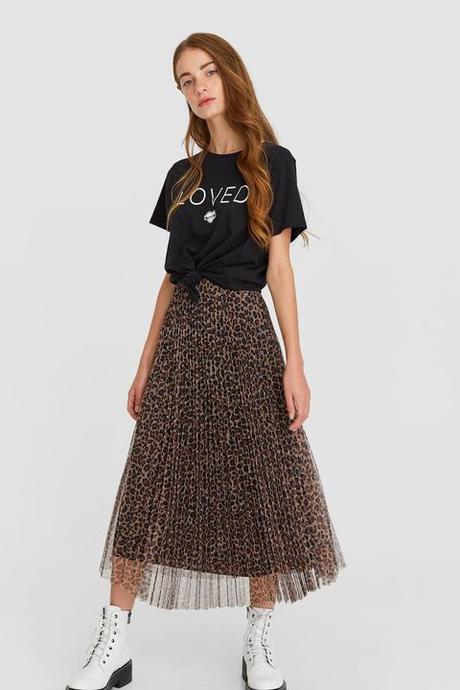 Falda Plisada Roja Stradivarius