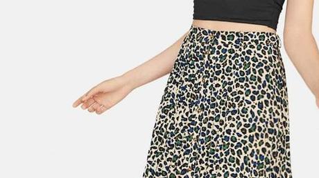 Falda Plisada Roja Stradivarius