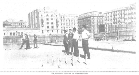 1930:Jesús Sánchez ‘Zurdo de Mazcuerras’, jugando a los bolos en Madrid