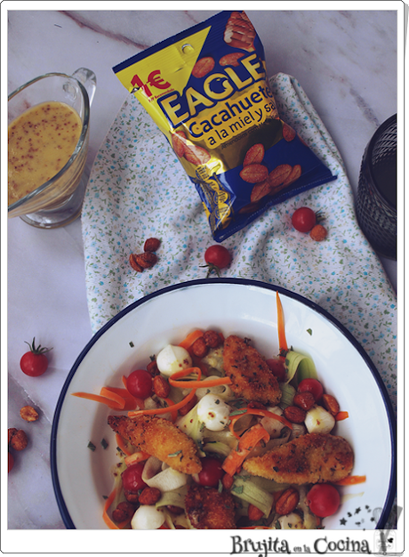 Ensalada calabacin con pollo y cacahuetes