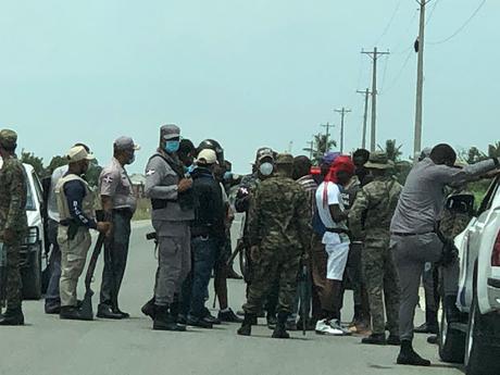 Huelga en El Cinco; consorcio azucarero se opone se construya bulevar.