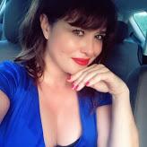 Nacida libre. Minerva Piquero.