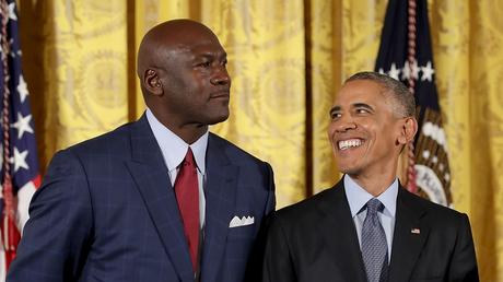 Se cancela el boicot a la NBA Michael Jordan y Barack Obama estuvieron involucrados en la cancelación del boicot de la NBA