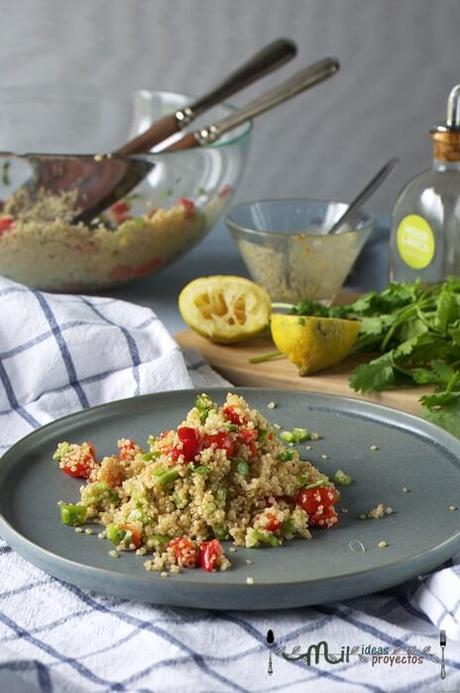 rica y sencilla ensalada de quinoa con aliño de mostaza ensalada fácil de quinoa