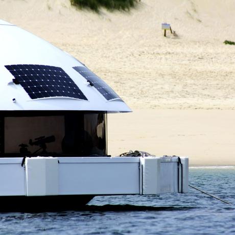 ANTHÉNEA: la cápsula flotante de lujo en el mar que te va a dejar atrapado o atrapada 11