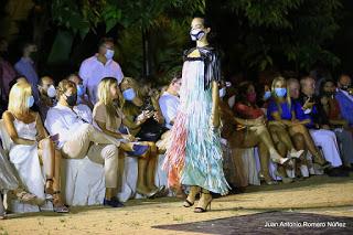 desfile en puerto banus