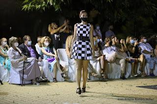 desfile en puerto banus