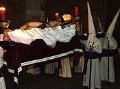 Penitente Hermandad Jesús Yacente (Zamora)