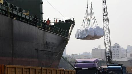 Líbano: Ejercito halla 4.35 toneladas más de explosivos