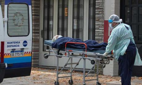 Se registraron 10684 casos y 262 nuevas muertes