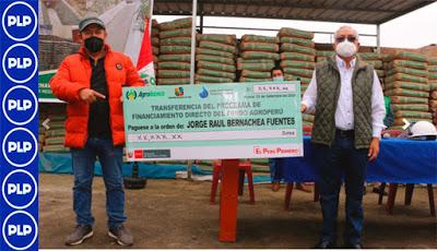 PROMOVIENDO LA ACTIVIDAD AGRARIA Y GANADERA... PROMOVIENDO LA ACTIVIDAD AGRARIA Y GANADERA...