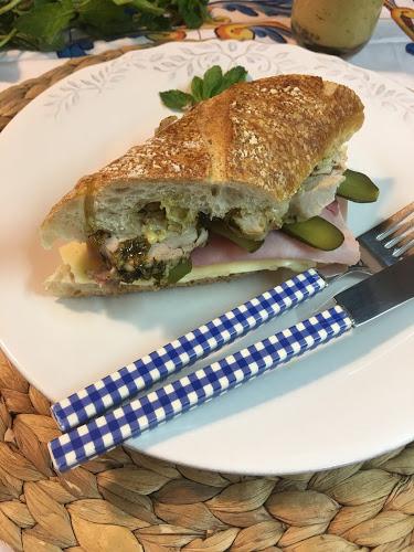 Sandwich Cubano De Solomillo De Cerdo Sandwich Cubano De Solomillo De Cerdo