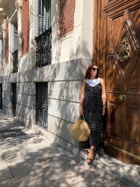 UN DOMINGO DE VERANO.- UN DOMINGO DE VERANO.-