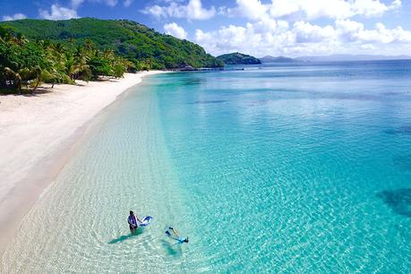 Nueva Zelanda destino viajes de novios playa