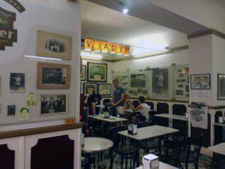 Barcelona – Granja M. Viader – LUGARES DE BARCELONA Barcelona – Granja M. Viader – LUGARES DE BARCELONA