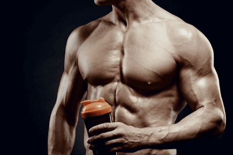 ¿Es la síntesis proteica lo mismo que el crecimiento muscular? sintesis proteica batido de proteínas