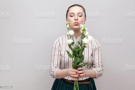 Falda Verde Con Flores Blancas