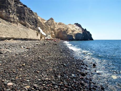 Descubre las mejores playas de Santorini