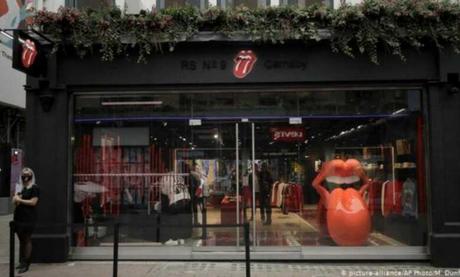 Los Rolling Stones abren su primer local de ropa oficial