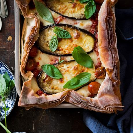 PASTEL DE BERENJENAS A LA PARMIGIANA PASTEL DE BERENJENAS A LA PARMIGIANA