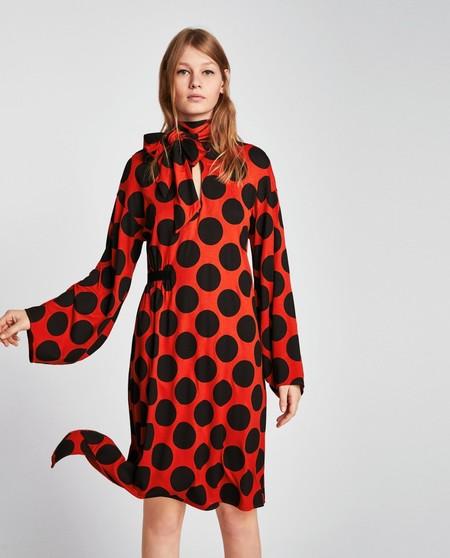 Falda Roja Lunares Zara