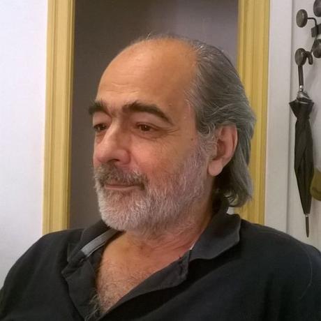 Alejandro Méndez Casariego responde “En cuestión: un cuestionario” Alejandro Méndez Casariego responde “En cuestión: un cuestionario”