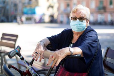 Dentro (III: Virus cabrón)