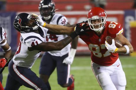 Los Chiefs arrasan a los Texans en el Kickoff de la Temporada NFL 2020