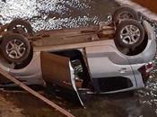 Impresionante accidente Cristo: cayo auto dentro canal Camino Perú