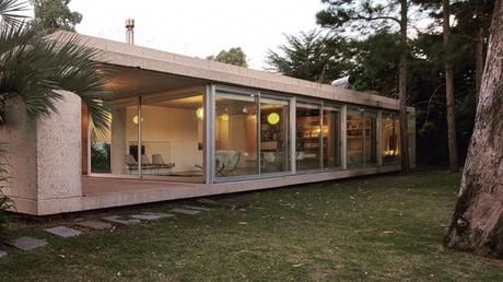 Casa OM, Punta del Este / Arq. Daniela Sacchi + Gastón Sarando D8BBAD14-4C21-4A57-9A7B-D1BF8D13FD21