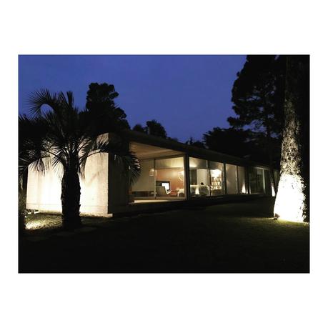 Casa OM, Punta del Este / Arq. Daniela Sacchi + Gastón Sarando A9EDE813-C6B2-4FC8-99A1-1C66524B6D7E