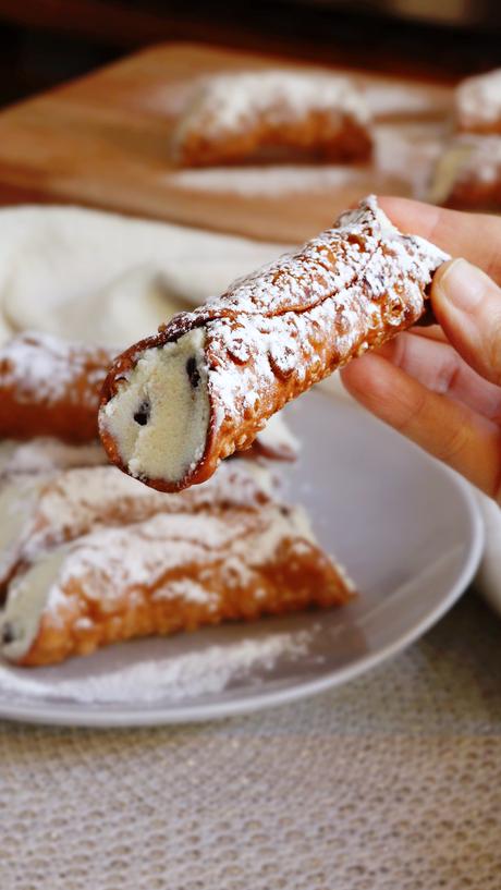 cannoli siciliano ricotta cannolo dulce