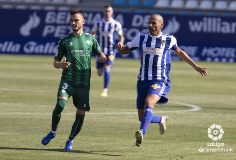 El Castellón consigue llevarse los tres puntos de El Toralín en los últimos segundos del partido – SD Ponferradina 1 – CD Castellón 2