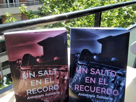 Un salto en el recuerdo / Un salt en el record: dos antologías solidarias que luchan contra el Alzheimer Un salto en el recuerdo / Un salt en el record: dos antologías solidarias que luchan contra el Alzheimer