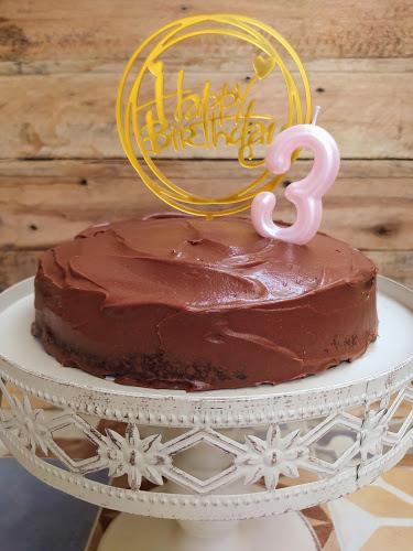 Tarta de cumpleaños de chocolate - Sin leche, sin huevo y sin soja