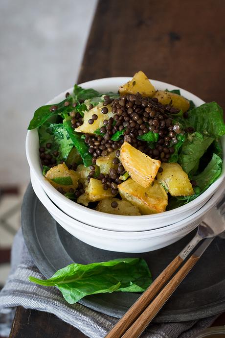 ENSALADA DE PATATAS ASADAS, PESTO Y ESPINACAS