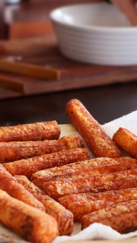 Halloumi Fries halloumi fries cheese queso frito