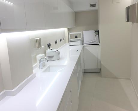 Clínica La Puebla 39 recibe en sus instalaciones las certificaciones de calidad ISO:9001 y UNE:179001