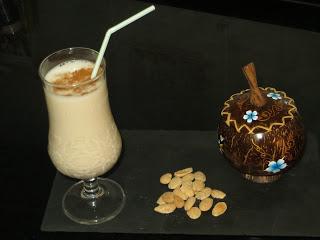 LECHE MERENGADA DE ALMENDRAS LECHE MERENGADA DE ALMENDRAS