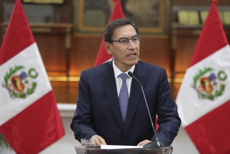 Perú: Vizcarra ante el Congreso “a pesar que me dijeron que no lo hiciera”