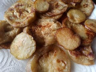 Patatas fritas, antes dado un hervor.