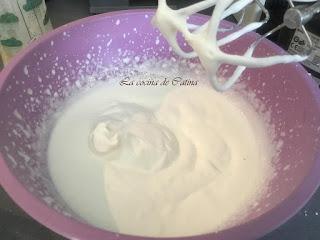 Manjar blanco con gelatina de peras