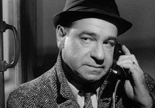 METRÓPOLIS - PLANO CORTO METRÓPOLIS - PLANO CORTO