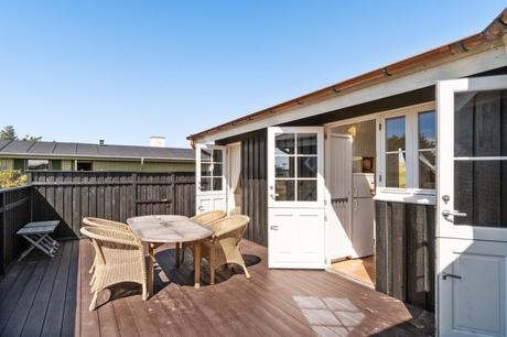 travel summerhus sommer house scandinavian coastal scandinavian beach style modern farmhouse hygge estilo costero nórdico danish coastal danish beach house cottage style cottage design cosy living coastal style coastal living casa rural escandinava casa rural danesa casa de verano casa de la playa cabin near the sea bungalow denmark  