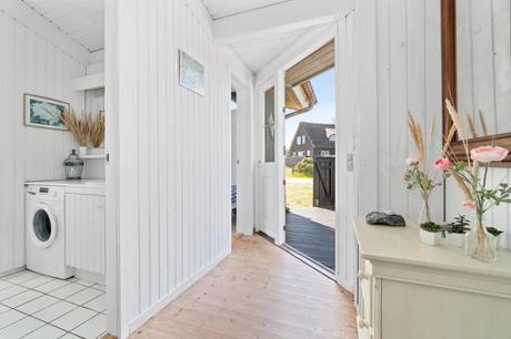 travel summerhus sommer house scandinavian coastal scandinavian beach style modern farmhouse hygge estilo costero nórdico danish coastal danish beach house cottage style cottage design cosy living coastal style coastal living casa rural escandinava casa rural danesa casa de verano casa de la playa cabin near the sea bungalow denmark  