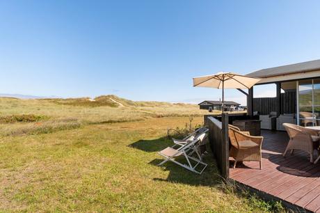 travel summerhus sommer house scandinavian coastal scandinavian beach style modern farmhouse hygge estilo costero nórdico danish coastal danish beach house cottage style cottage design cosy living coastal style coastal living casa rural escandinava casa rural danesa casa de verano casa de la playa cabin near the sea bungalow denmark  